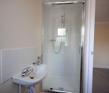 3 bedroom detached house to rent - Photo 6