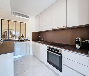 Superbe appartement de 3 pièces rénové avec vue mer - Photo 3