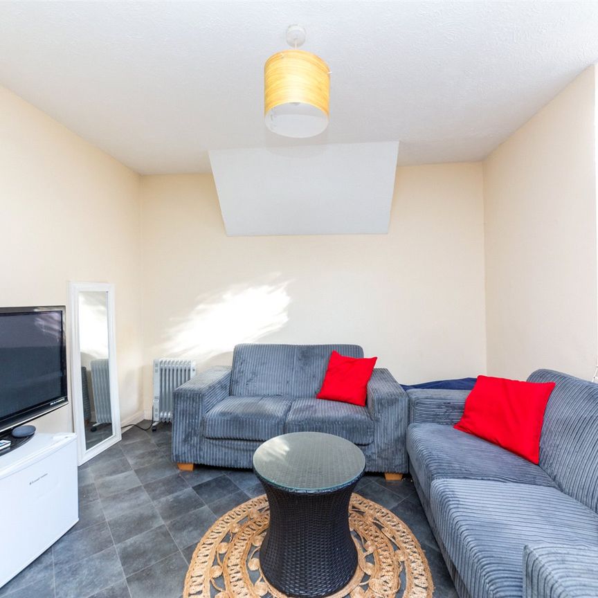 5 bedroom terraced house to rent - Photo 1