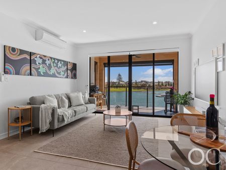 Open the Door to Waterfront Luxury - Photo 5