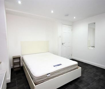 Flat , Connaught House, - Mount Street, Preston - Photo 1
