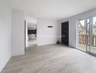 Location Appartement 3 pièces 69 m2 à Clermont-Ferrand - Photo 2