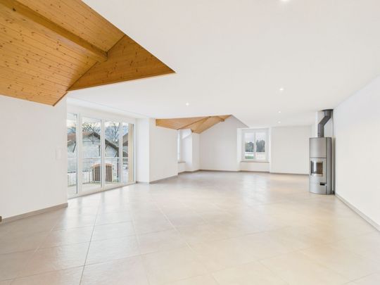 Spacieux 6 pièces appartement avec balcon à Valangin - Foto 1