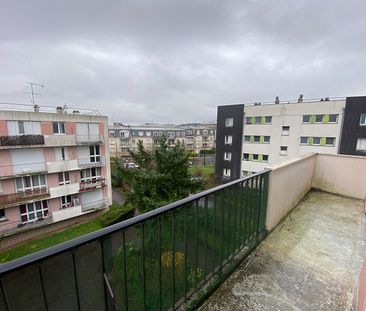 Appartement Corbeil Essonnes 3 pièce(s) 64.63 m2 - Photo 2