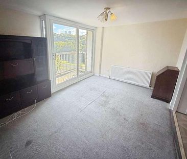 Middle Hay View, Sheffield, S14 - Photo 6