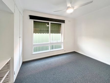 61 Braund Avenue, Bell Post Hill - Photo 3