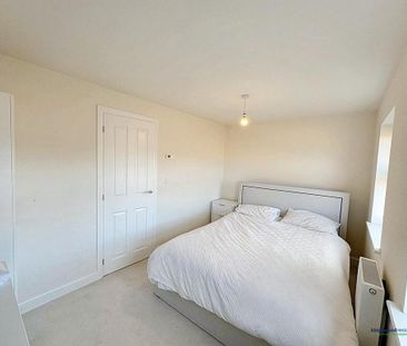 2 bedroom semi-detached house to rent - Photo 3