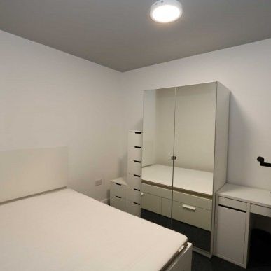 3 Bed - Kings Court 14 New Development Fully Furnished Student Acc... - Photo 1