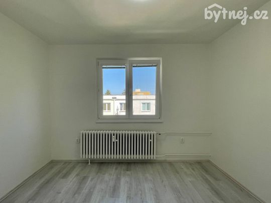 Pronájem bytu 3+1 60 m² - Photo 1