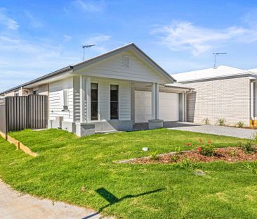 C21 - near New Morayfield Home - Photo 2