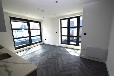 199-203 High Street, SS1 - Photo 5