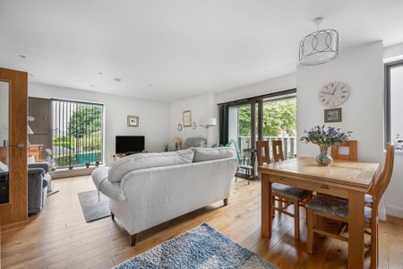 2 bedroom apartment to rent - Photo 2