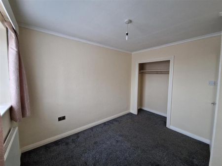 2 bedroom maisonette to rent - Photo 5