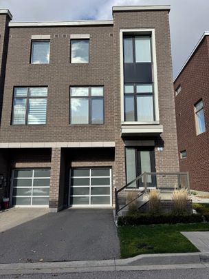 For Lease - 44 Juneau Street, Vaughan, Ontario - Photo 1