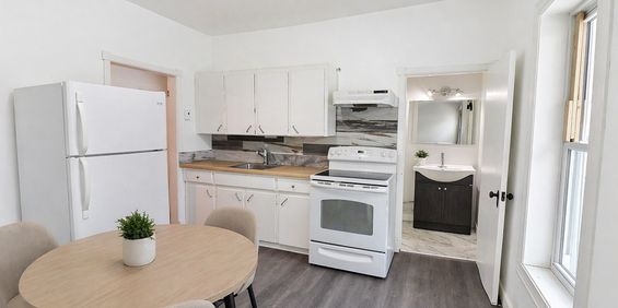 2 1/2 Rez-de-chaussée - Semi Meublé - Photo 3