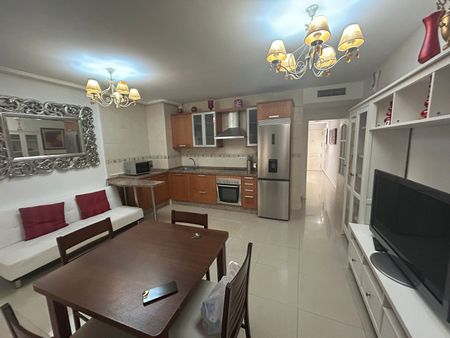 Ground Floor Apartment in Fuengirola - Photo 3