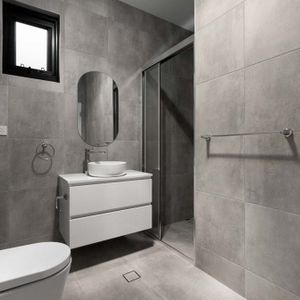 Self-Contained 1-bedroom Granny Flat for Lease! - Photo 3