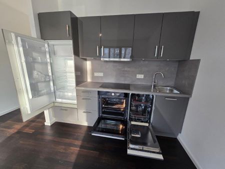 2-Zimmer-Mietwohnung, 46,67 m², 1. OG, EBK, Balkon, Fahrstuhl, Tiefgarage, Keller, Kladow - Photo 4