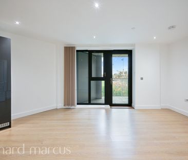 Parade Gardens, London - Photo 2