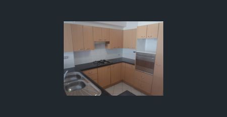 Air conditioned 2 Bedroom, 2 Bathroom Apartment with Double Lock up garage - Available 16th December - Rent $985.00 per week - Photo 3