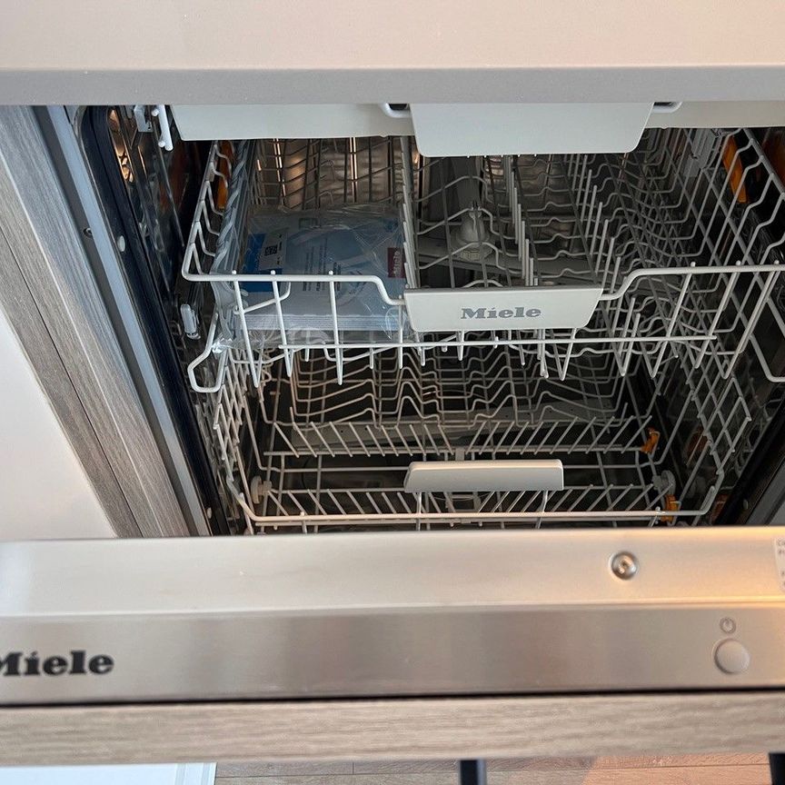 For Lease - 1 Quarrington Lane Unit# 1408, Toronto, Ontario - Photo 1