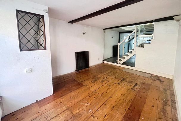 3 bedroom terraced house to rent - Photo 1