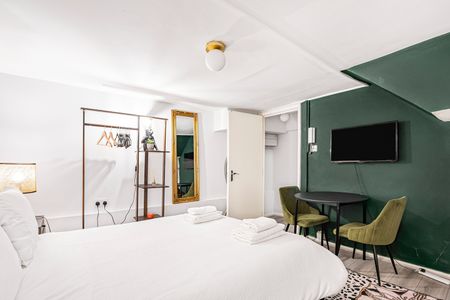 Studio Flat, Edgware Road, W2 - Photo 3