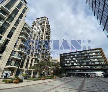 London Dock, Wapping, London, E1W - Photo 1