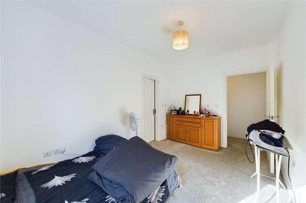 Craven Road, Newbury, Berkshire, RG14 - Photo 1