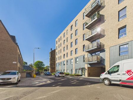 2 bedroom flat to rent - Photo 4