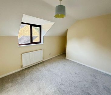 2 bedroom semi-detached house to rent - Photo 5