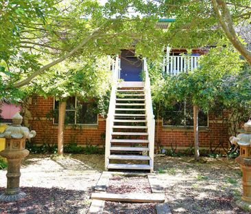 Character, Comfort and Convenience Combined - Photo 3