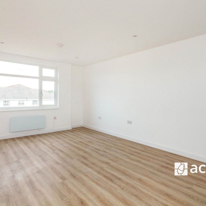 Worsley Bridge Road, London, SE26 - Photo 1