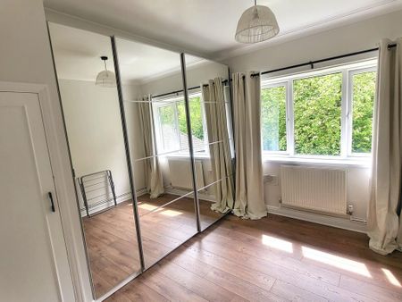 2 bedroom maisonette to rent - Photo 4