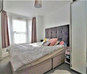 Bedroom House - Dorset Street, Reading, RG30 - Photo 4