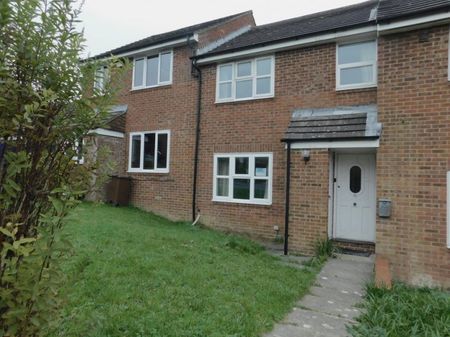 Woodspring Close, St Leonards - £1,300pcm - Photo 5