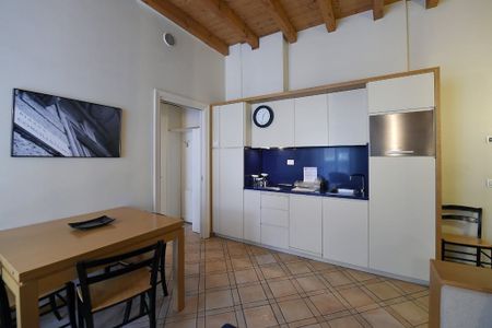 Via Ascanio Sforza, Milan, Lombardy 20136 - Photo 5