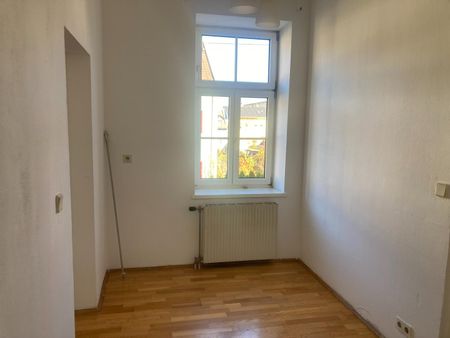 Mietwohnung mit 3 Zimmern und Balkon in ruhiger Lage - Photo 4