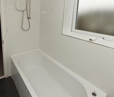 30 Ballynoe Gardens, Bangor, BT19 1SA - Photo 6