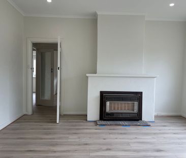 Home in the heart of Salisbury! - Photo 1