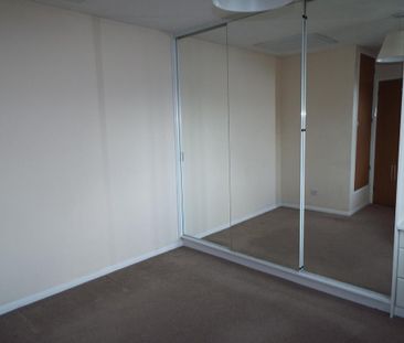 1 bedroom house to rent - Photo 2