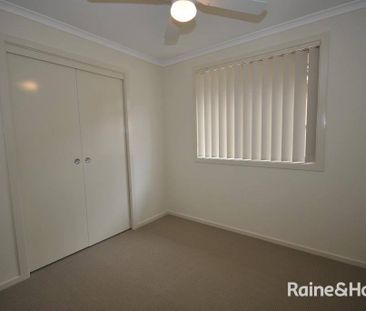 MODERN LIVING - Photo 4