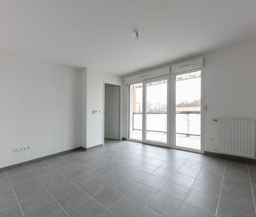location Appartement T2 DE 42.55m² À BLAGNAC - Photo 3