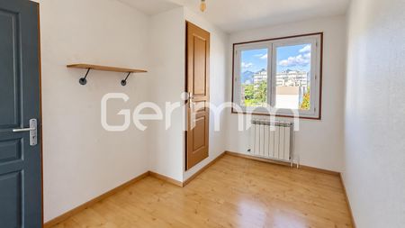 Location Appartement 3 pièces 69,51 m² - Photo 3