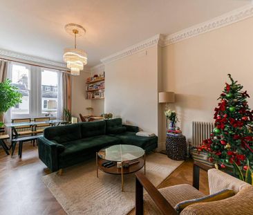 2 bedroom flat to rent - Photo 2