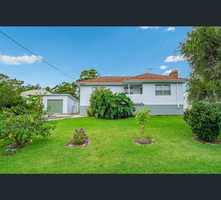 12 Tennent Road, Mount Hutton, NSW 2290 - Photo 5
