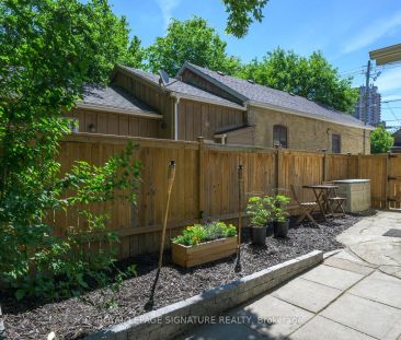 696 Queens Avenue #Bsmt - Photo 6