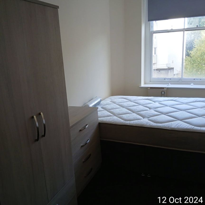 Student Properties to Let - Photo 1