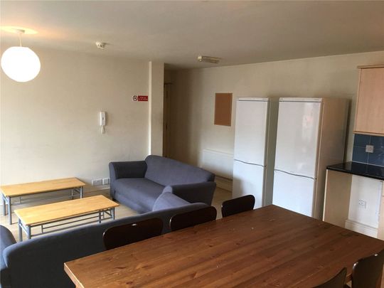 Student Properties to Let - Photo 1