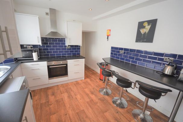 4 bedroom house to rent - Photo 1